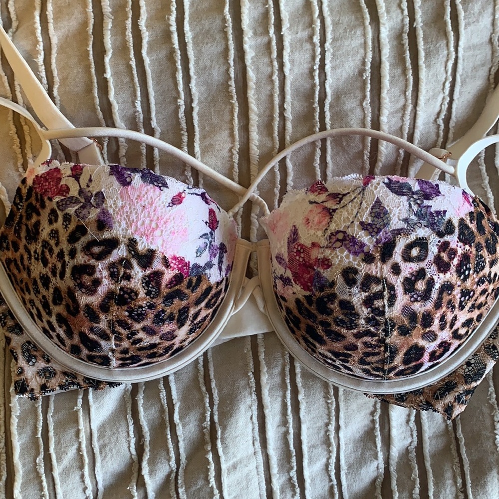 Victoria Secret Push-up bra 36 D 🌸